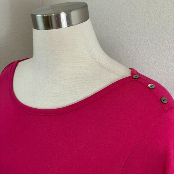 LL Bean Womens Medium Pink 100% Supima Cotton Button Shoulder Top 3/4 Sleeve - Picture 2 of 8